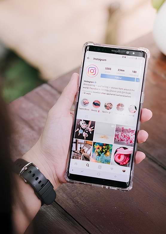 Eye-catching social media visuals by Wisitech, crafted for reels, posts, and stories to boost engagement, clicks, and brand consistency